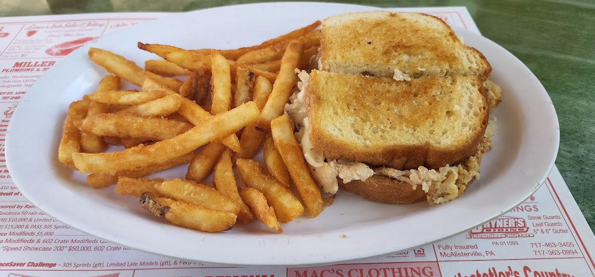 Michele's Oip Restaurant & Pizzeria Photos 2